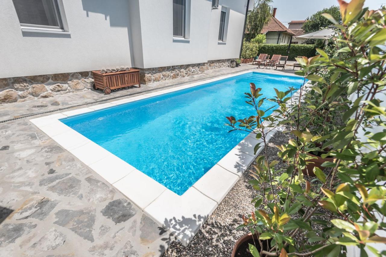 Vila Pobeda Banja Koviljača Exteriör bild